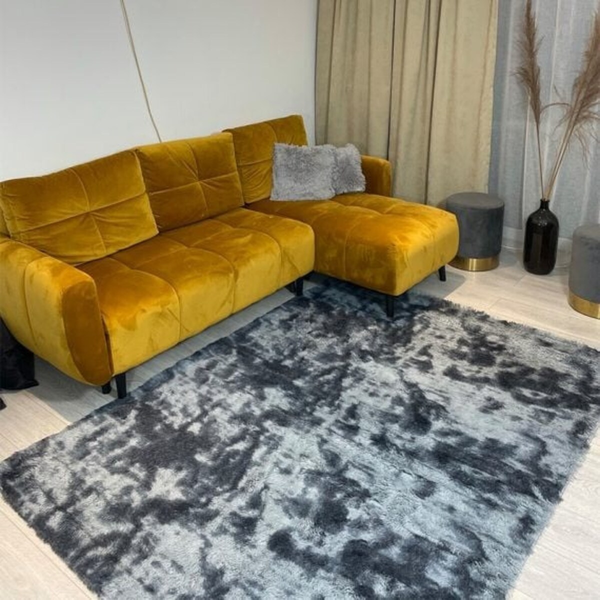 Dywan pluszowy ciemny szary 120x170cm futrzany