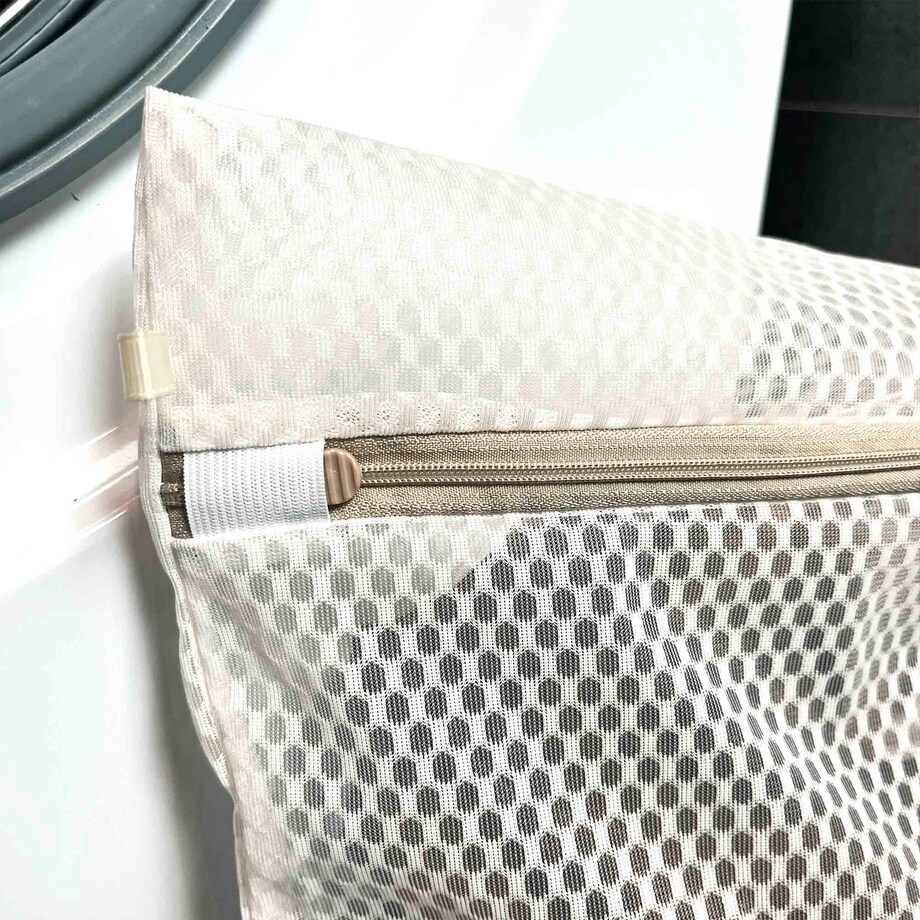 Siatka Worek Na Pranie Ubrań Bielizny Kosz Na Pranie 30X40 Cm Beżowy