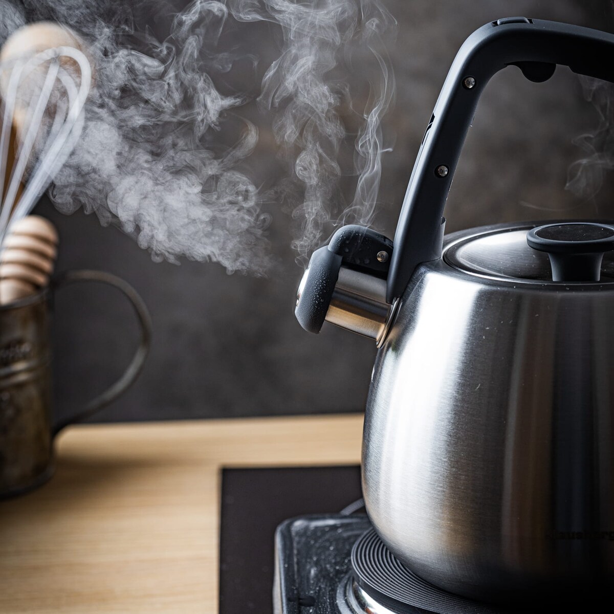 Czajnik stalowy na gaz 2.5L indukcja srebrny satynowy KLAUSBERG