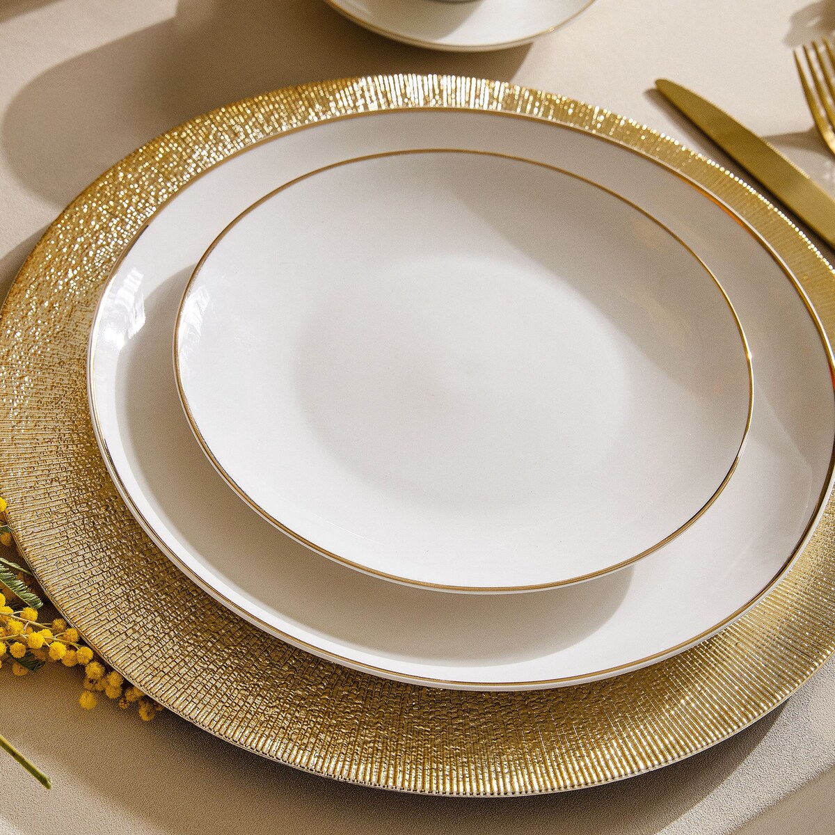 KONSIMO AD BELLA, Zestaw herbaciany 6 os. (14 el.), kolor ecru/złoty