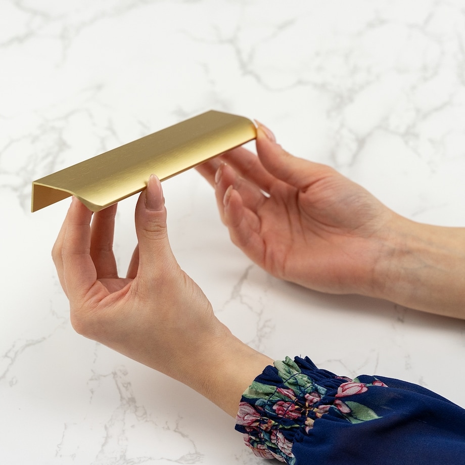 Uchwyt meblowy 160 mm mat krawędziowy złoty loft do mebli szafek i suflad