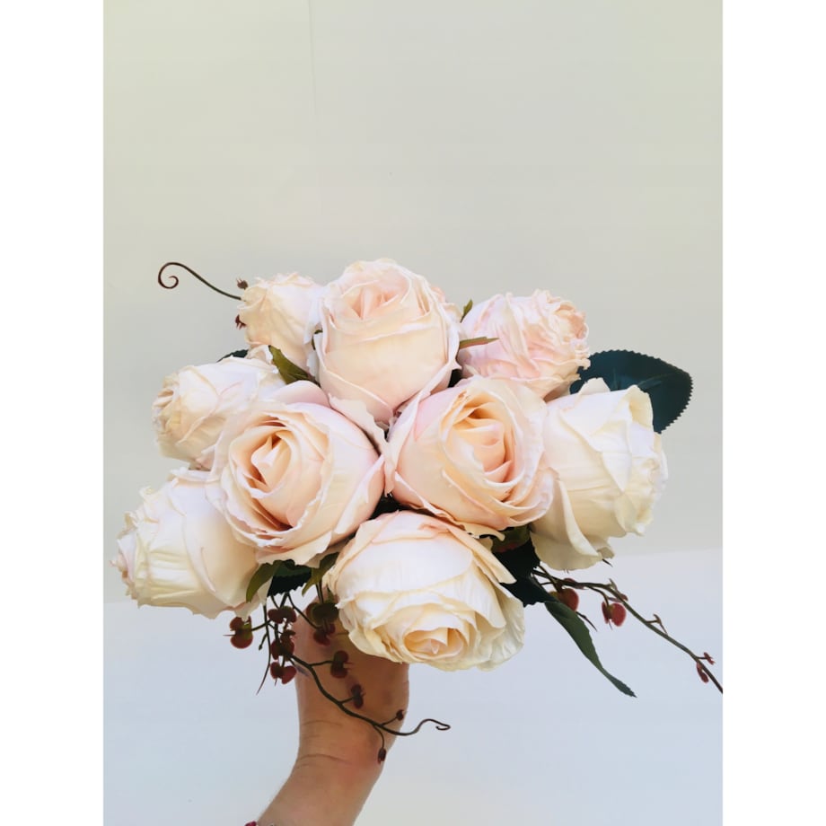 BUKIET róże sztuczne liście na stroik wiązanka do wazonu święta kremowe pik