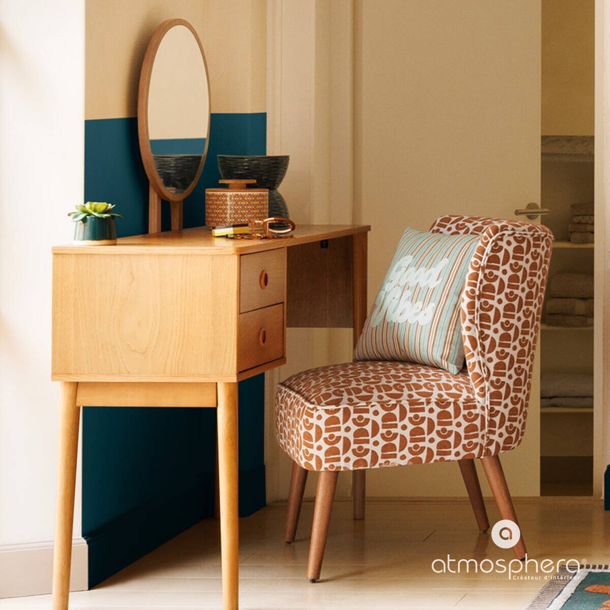 Toaletka z okrągłym lustrem CHARLIE, 110 x 42 x 126 cm