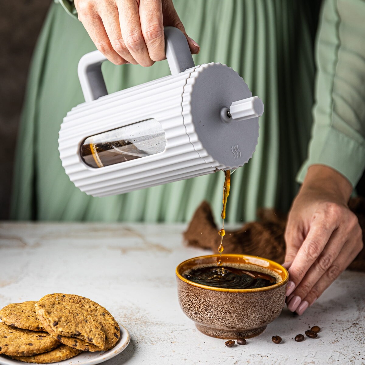 Zaparzacz do herbaty kawy szklany French Press 350 ml kremowy KLAUSBERG