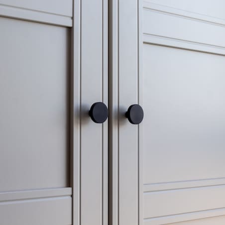 Gałka do mebli uchwyt meblowy czarna klasyczna minimalistyczna do szafek szuflad 30mm