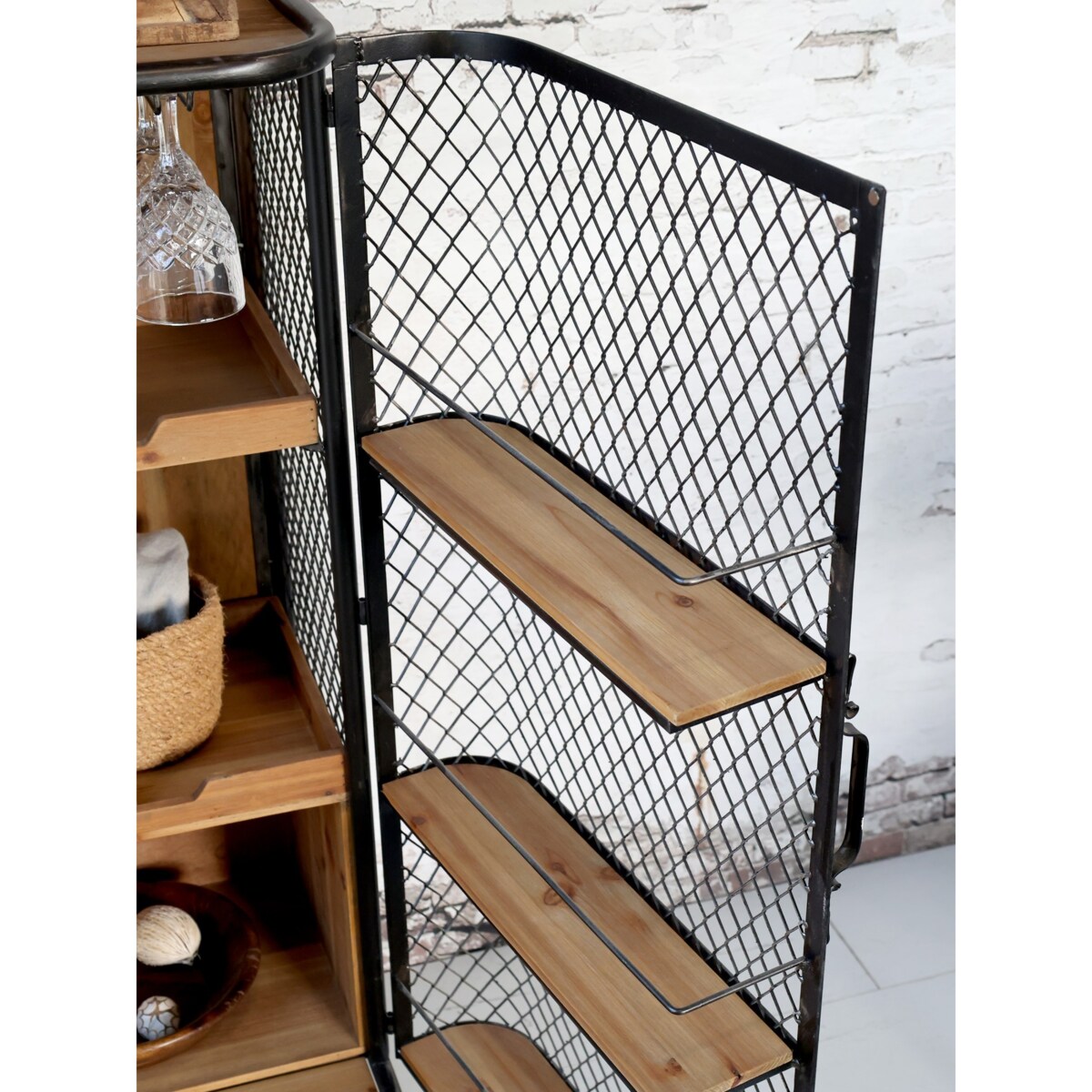 Komoda barowa na kółkach z siatką 94,5 cm