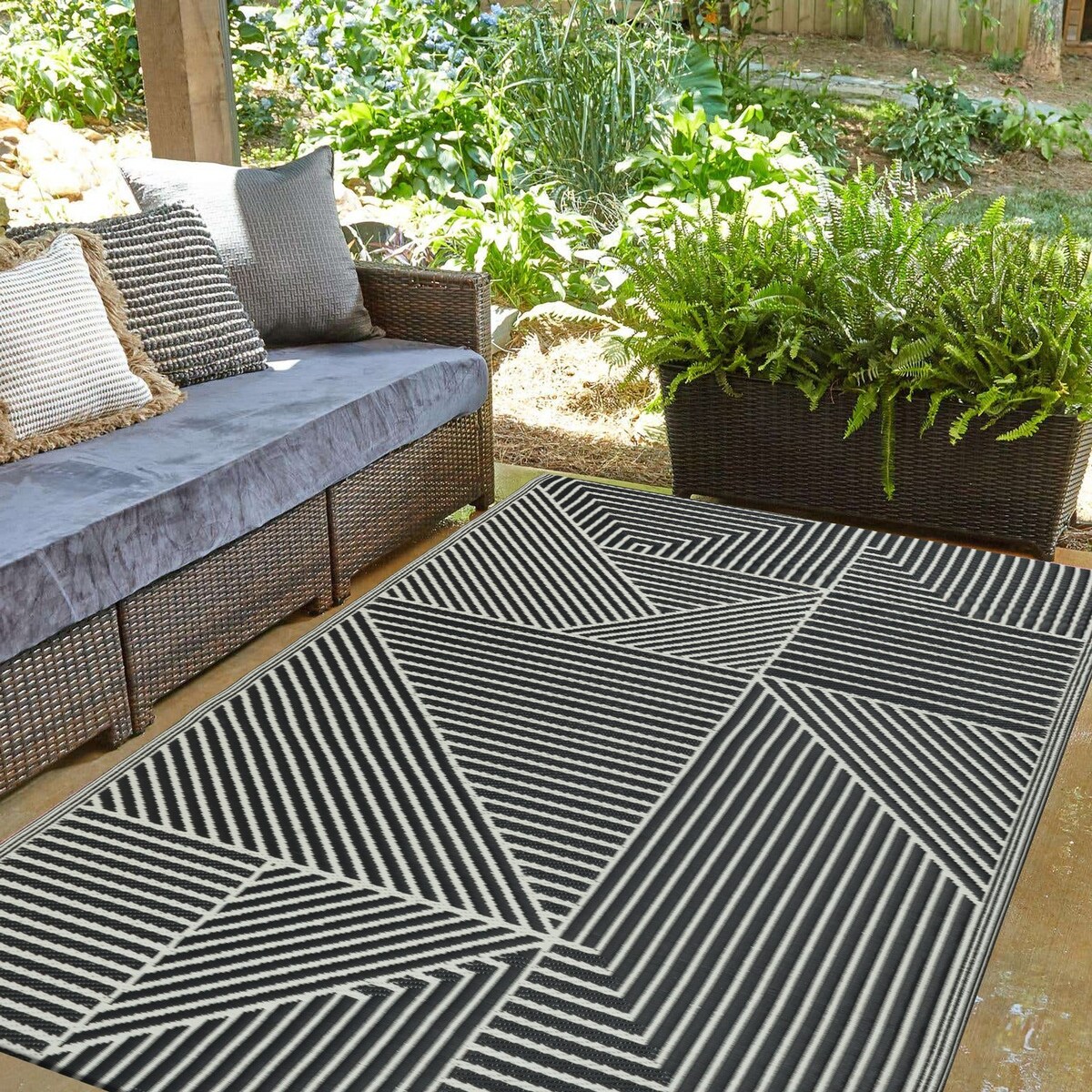 Dywan zewnętrzny tkany na płasko 120x170 cm e-floor geometryczny czarny