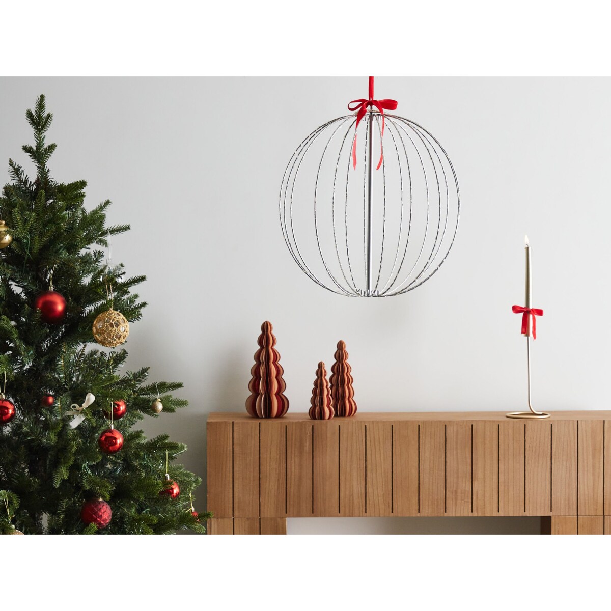 Dekoracja ogrodowa wisząca LED bombka 42 cm srebrna HOSFOS