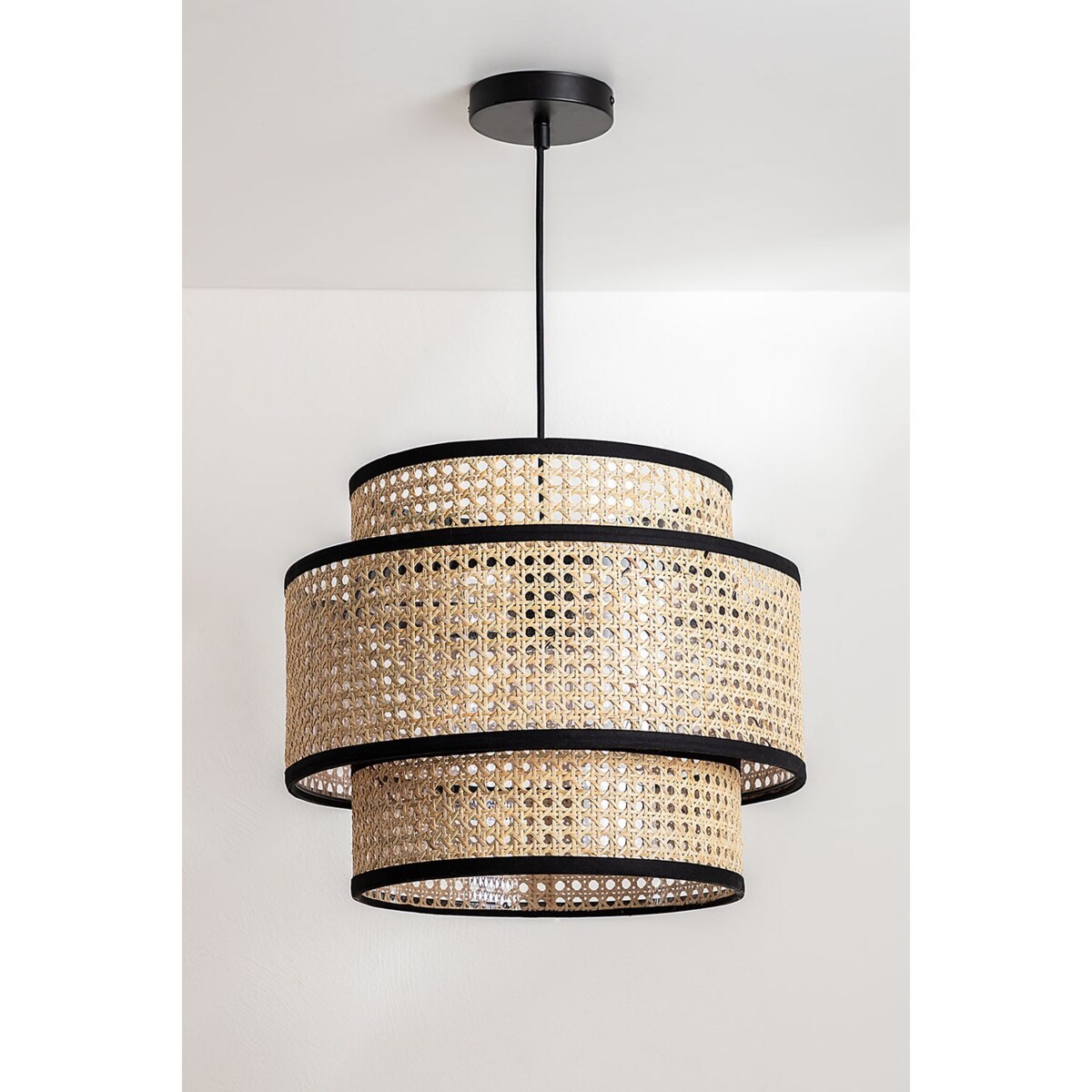 Lampa wisząca z plecionką wiedeńską Goya