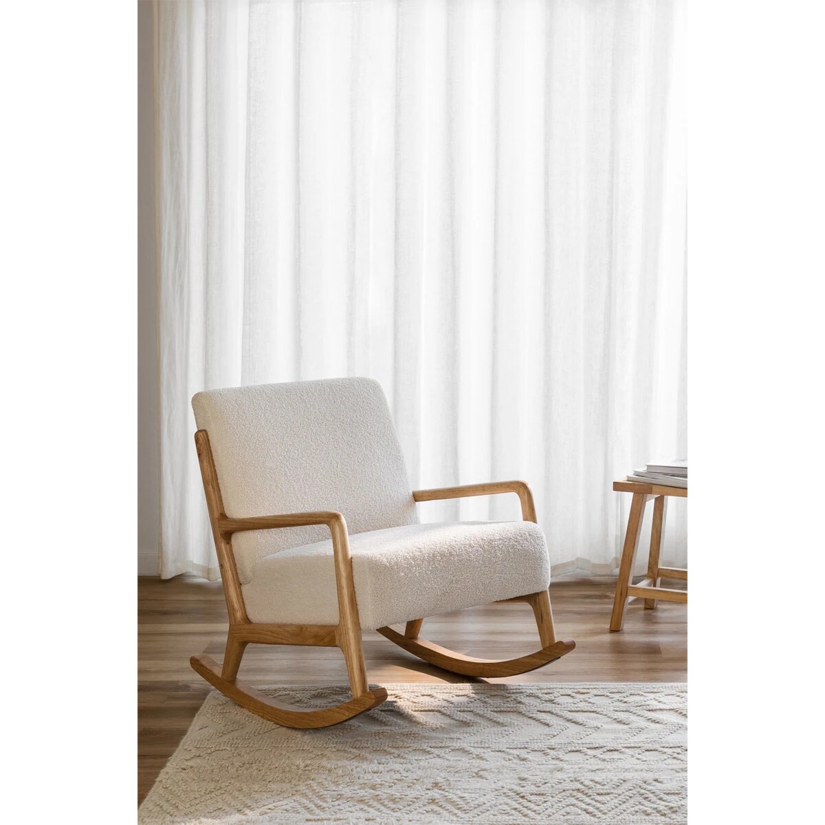 Fotel bujany, szenilowy, biały Maylene