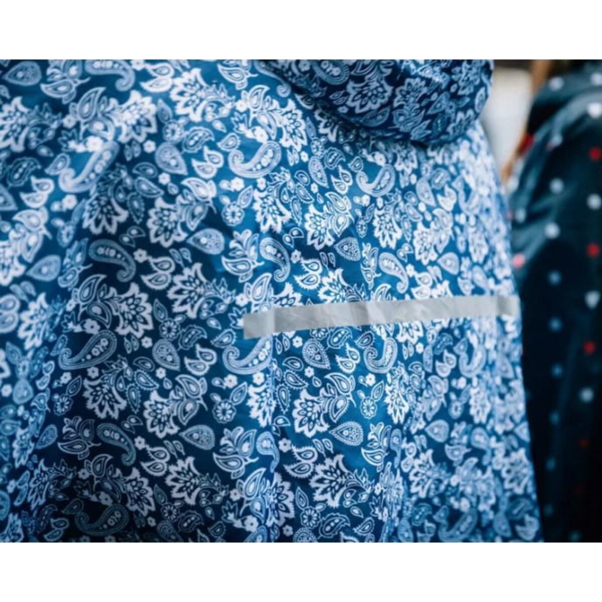 Peleryna przeciwdeszczowa Poncho Paisley Blue