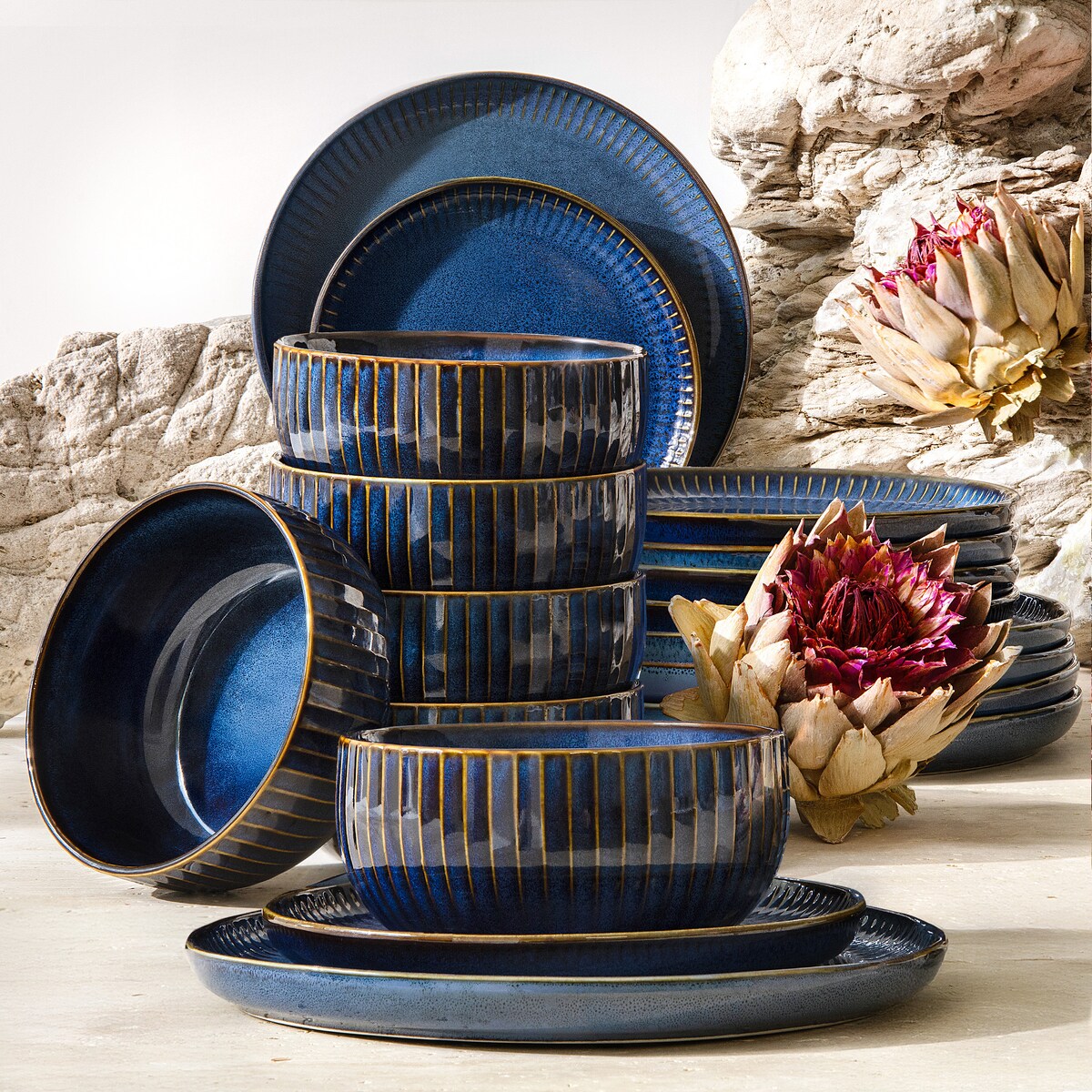 Konsimo AD STRIPES Zestaw obiadowy 6 os. (18 el.)