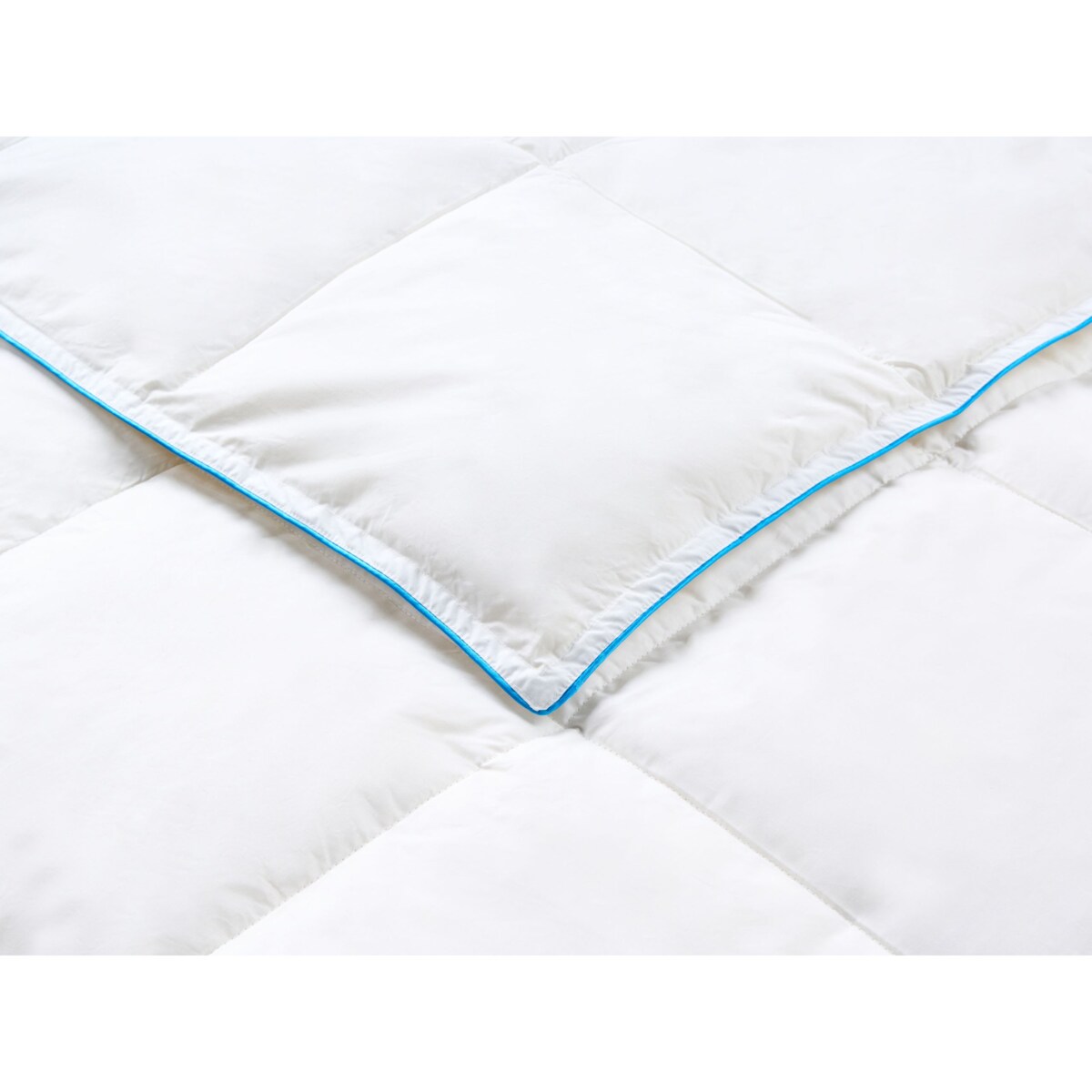 Kołdra lekko ciepła CERVINO Kacze pióra i puch 220 x 240 cm
