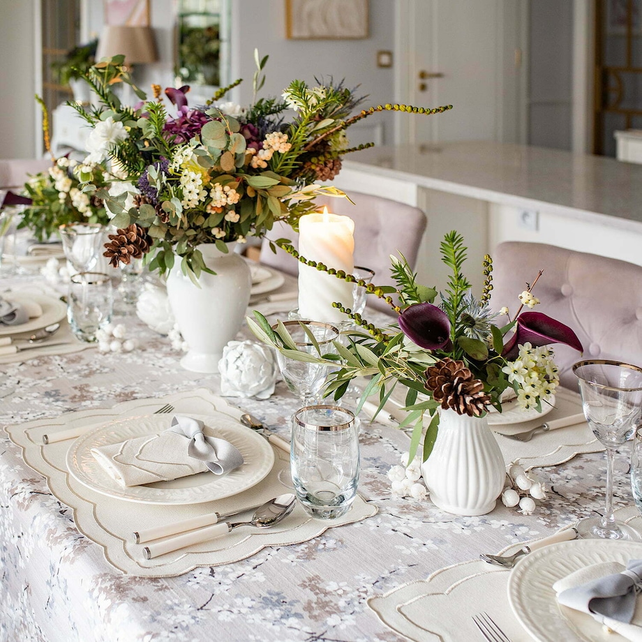 Bieżnik z motywem gałązek Twigs – 50 × 220 cm