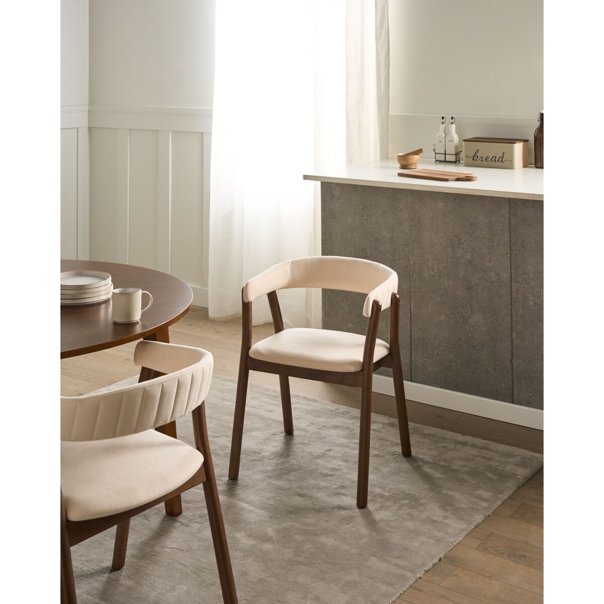 Zestaw 2 krzeseł do jadalni MYLO Złamana biel/ ciemny brąz