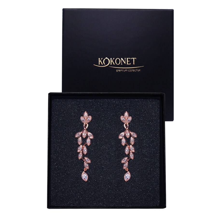 Różowe złoto lekkie wiszące kolczyki boho z cyrkoniami glamour delikatne