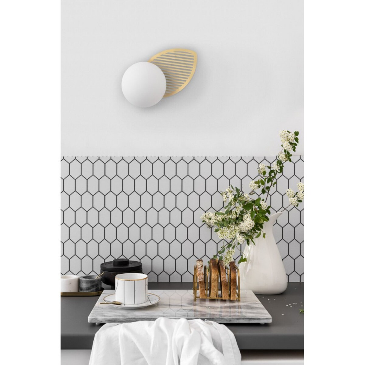 FYLLO B mosiężna lampa ścienna / kinkiet z podwyższoną szczelnością IP44