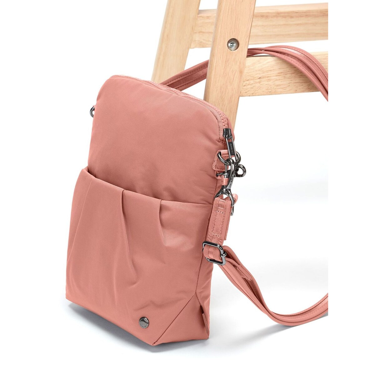 Składana torebka damska antykradzieżowa Pacsafe Citysafe CX Econyl® - różowy