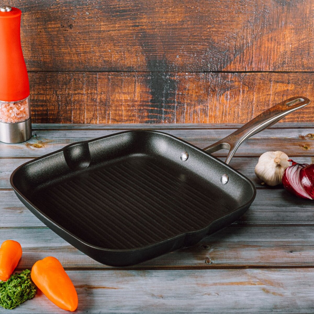 Tytanowa patelnia grillowa Ballarini Alba - 28 cm