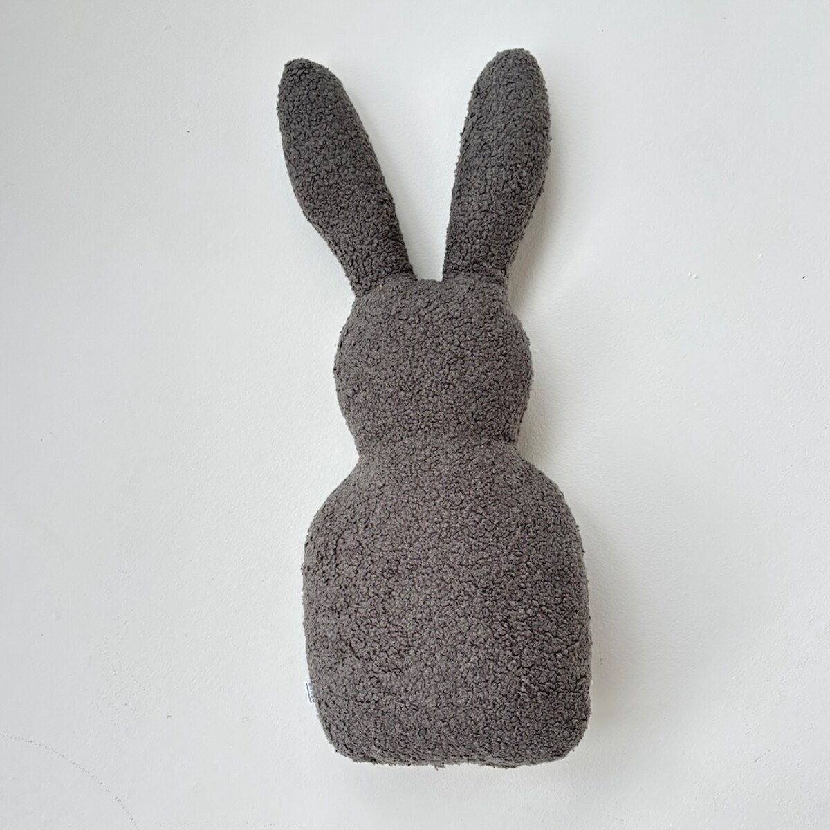 Poduszka minimalistyczny Zając boucle szary
