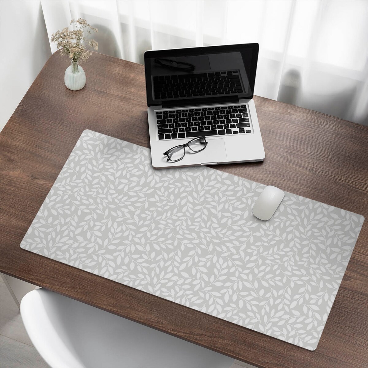 Szara mata na biurko Liściasty wzór, 100x50 cm