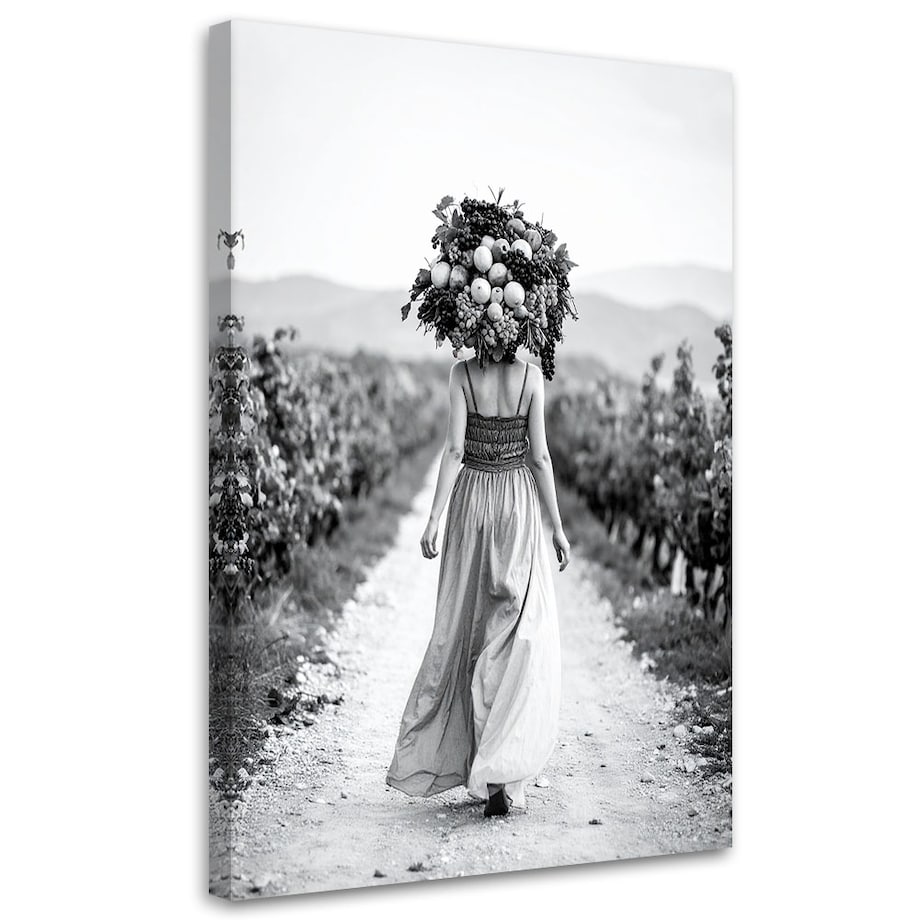 Obraz czarno biały do salonu, Kobieta z owocami na głowie 60x90