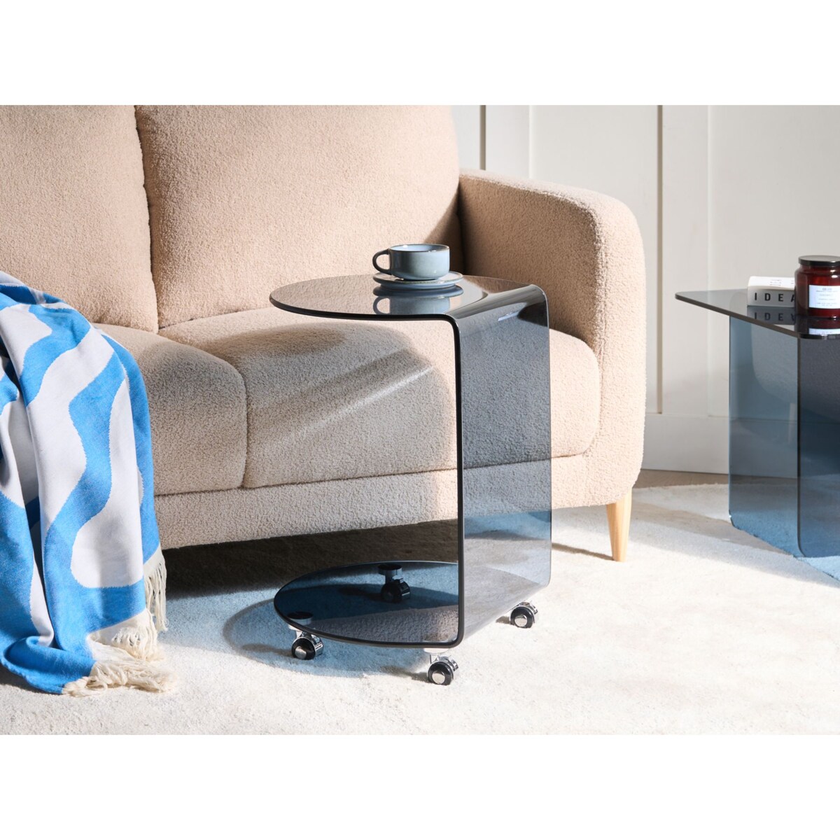 Stolik pomocniczy MINTO Szkło hartowane Niebieski Z kółkami