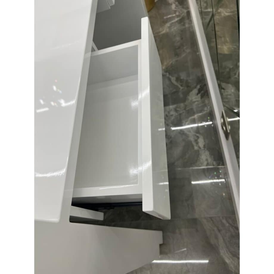 Nowoczesna biała złota lada sklepowa / recepcja Exclusive White 140x60x115 / do sklepu / do hotelu / do salonu