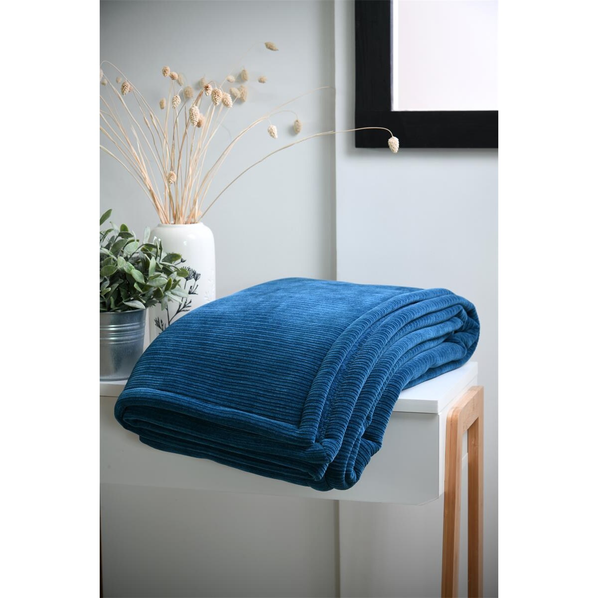 Pluszowy koc z barankiem, CLAYTON, 130 × 160 cm