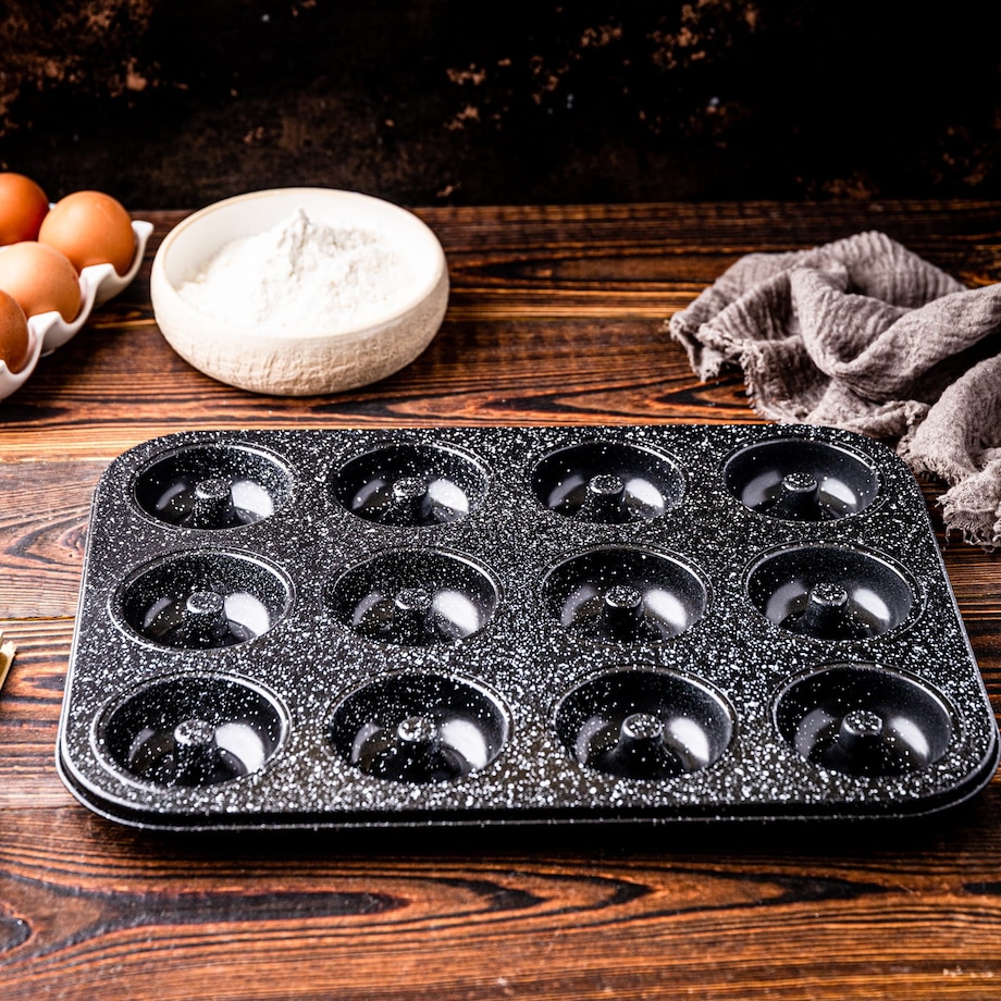 Forma do pieczenia 12 muffinów babeczek z powłoką nieprzywieralną KLAUSBERG