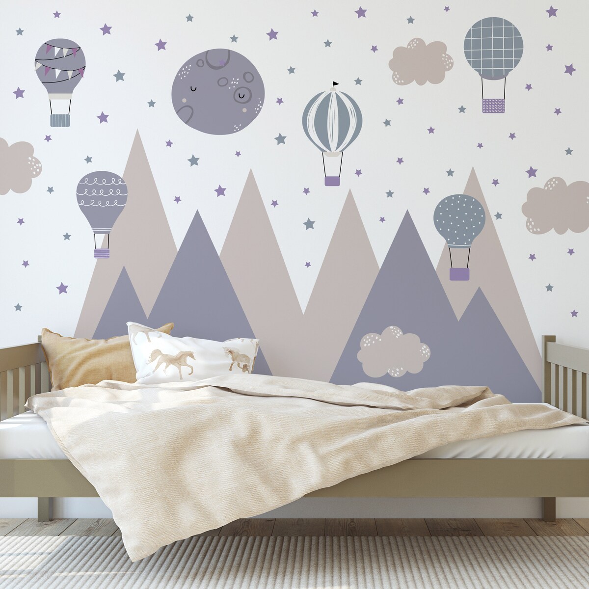 NAKLEJKI NA ŚCIANĘ DLA DZIECI FIOLETOWE GÓRY CHMURKI BALONY GWIAZDY ZESTAW