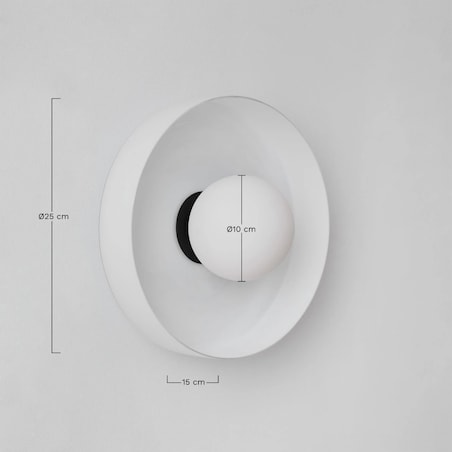 Dekoracja - białe jajko ceramiczne 17,5x14x14 cm i złoty motylek