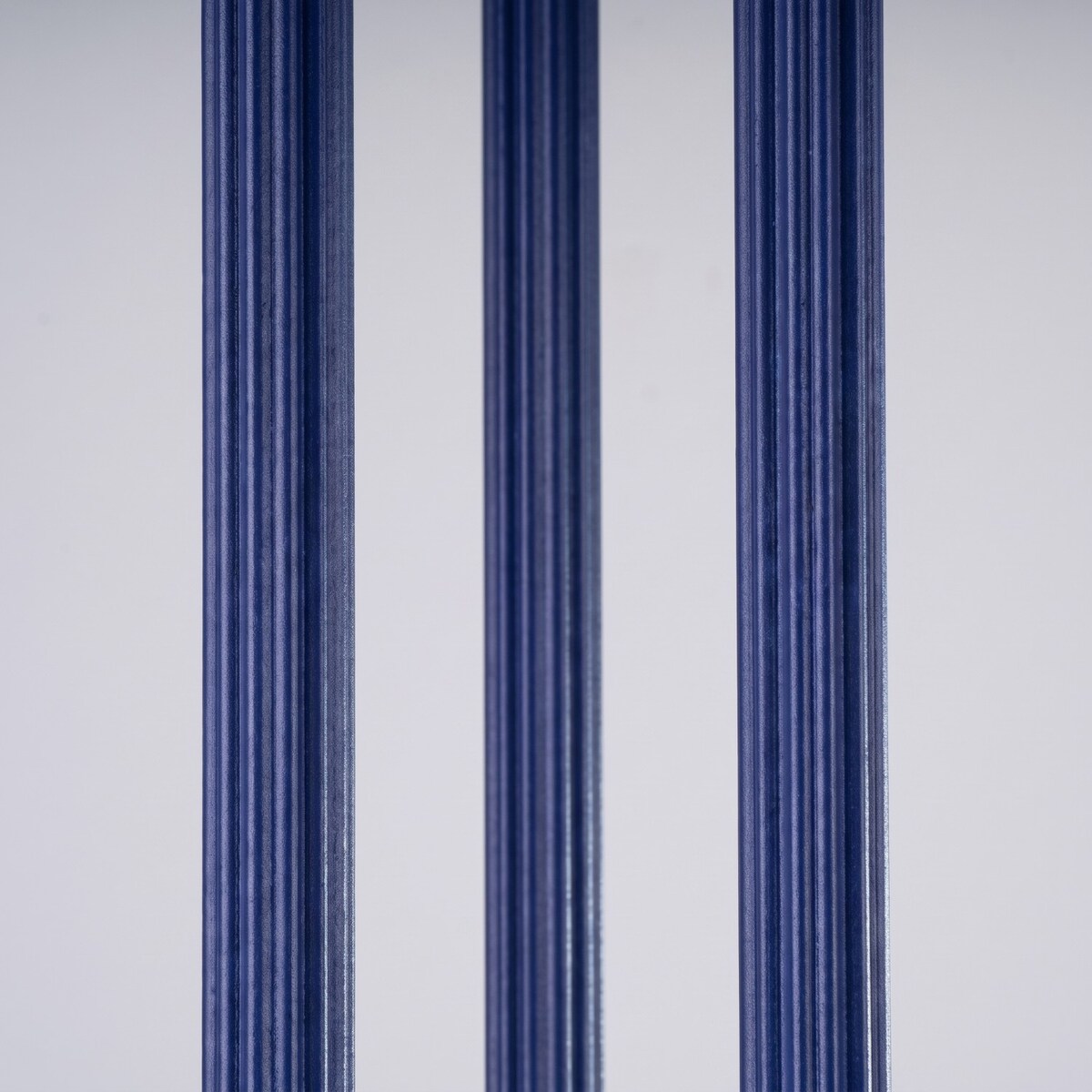 Lampa wisząca ARCHE 3P ultramaryna