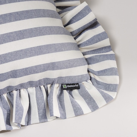 Poszewka Paula z falbaną 45x45 granatowo-białe pasy (1,5cm)