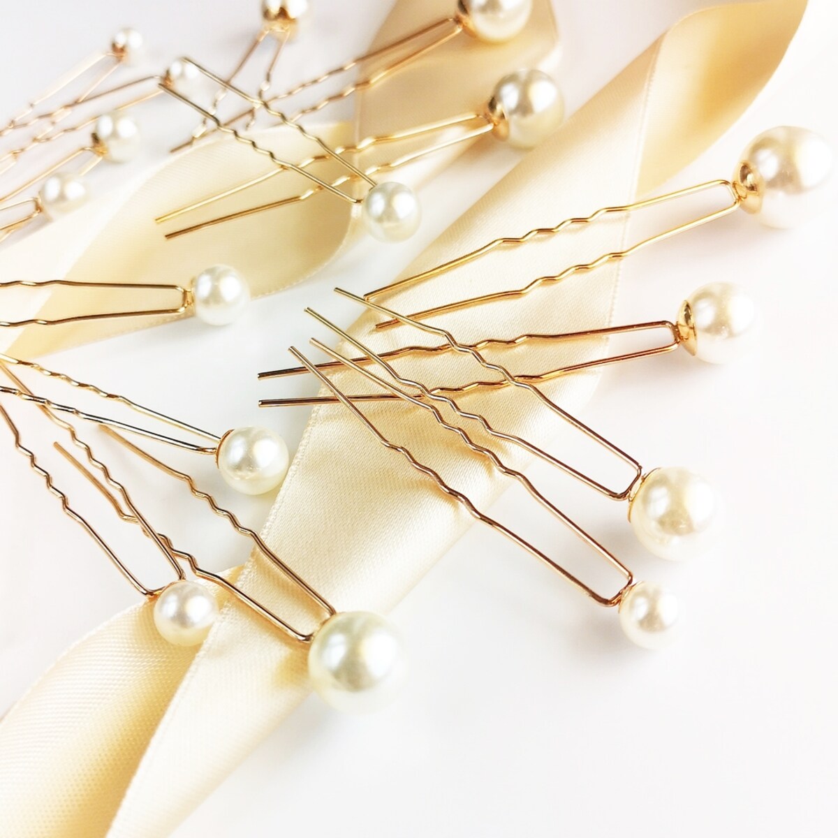 Komplet zestaw kokówek do fryzury ślub z perłami złoty