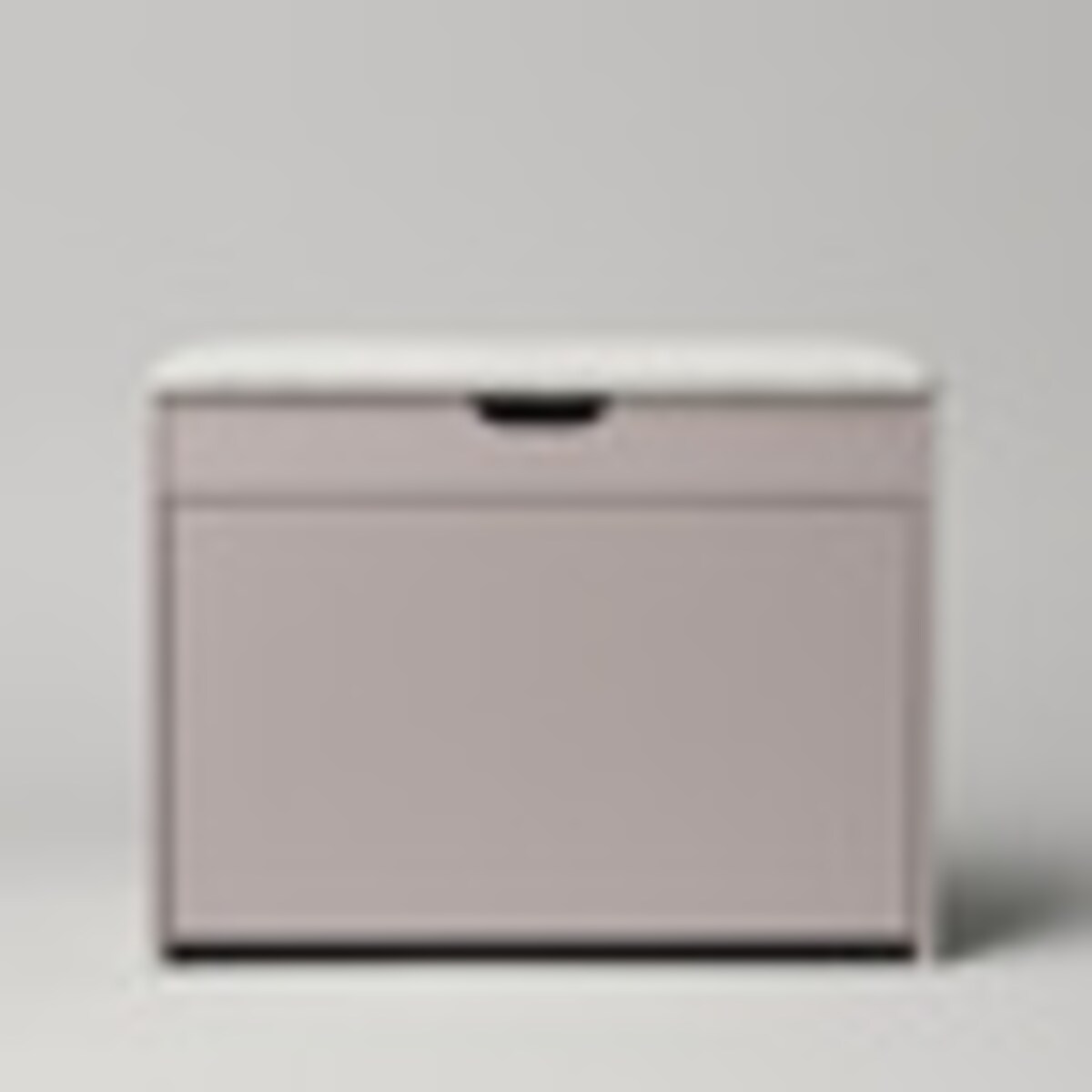 Szafka na buty z siedziskiem i wysuwanymi półkami VAULT, 57 x 30 x 53 cm