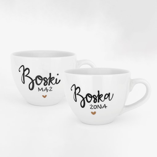 Zestaw 2 białych kubków porcelanowych 500 ml - motyw złotego serca i napisów boski mąż boska żona dla małżonków na ślub