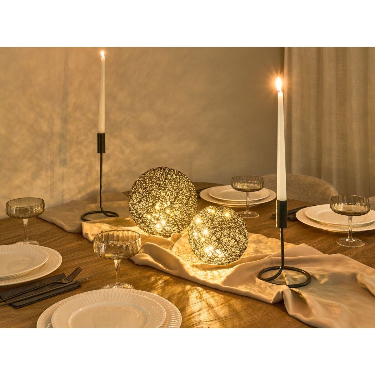 Dekoracja świąteczna BOLMEN Bombka 15/20 cm Czarny