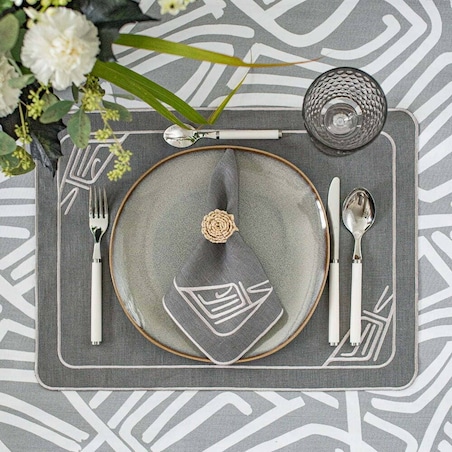 Obrus Infinity - 130 cm x 300 cm