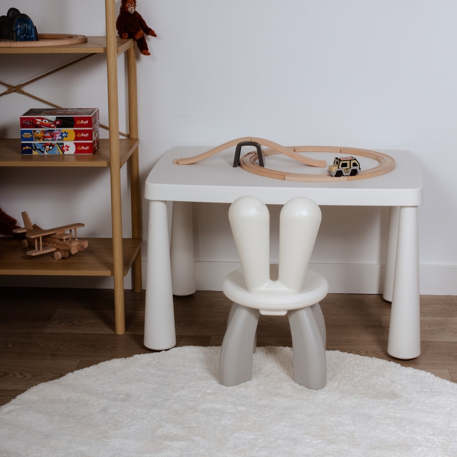 Krzesło dla dzieci Króliczek dziecięce plastikowe stabilne