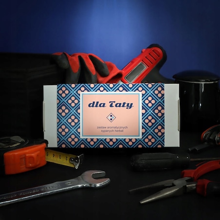 ZESTAW PREZENTOWY UPOMINKOWY BOX - 20 RÓŻNYCH HERBAT SYPANYCH W SASZETKACH - PREZENT UPOMINEK DLA TATY TEŚCIA NA DZIEŃ OJCA URODZINY