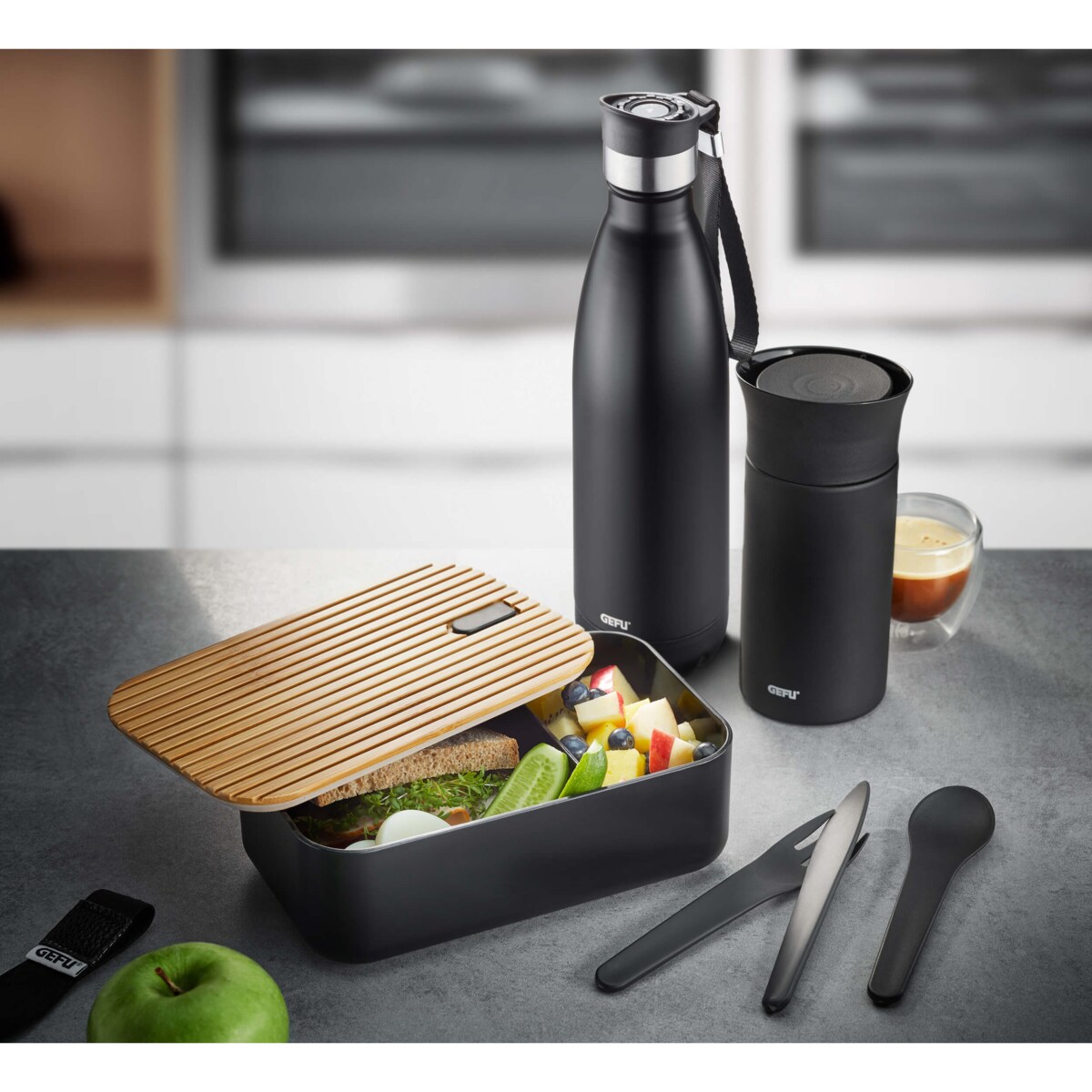 Butelka termiczna 750 ml OLIMPIO Czarny