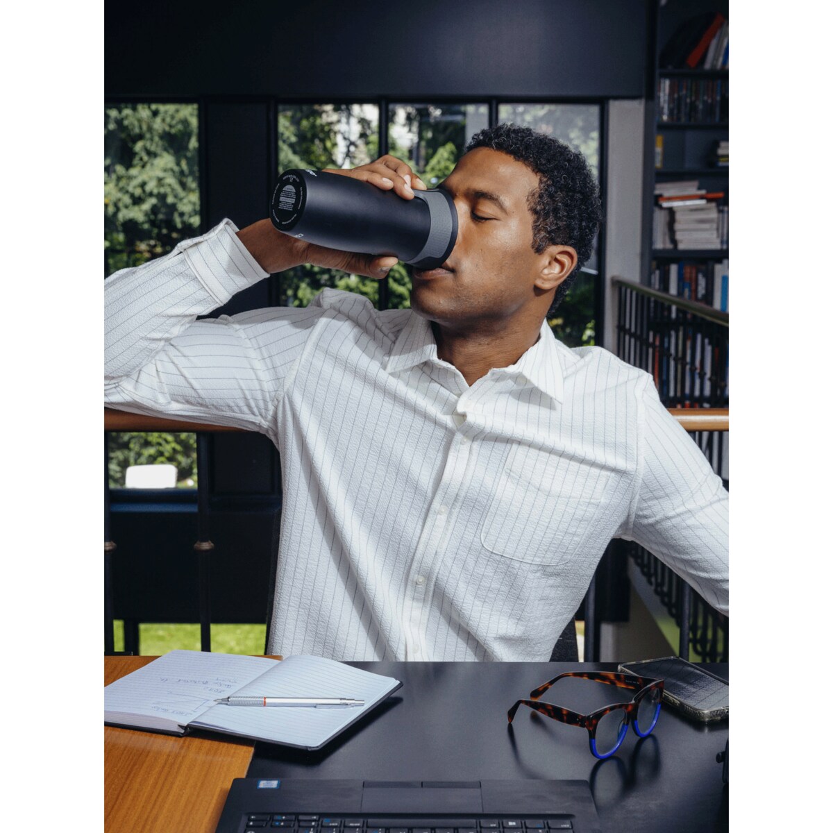 Kubek termiczny Contigo West Loop 2.0 470 ml - Pierwszy bohater syna - Czarny Mat