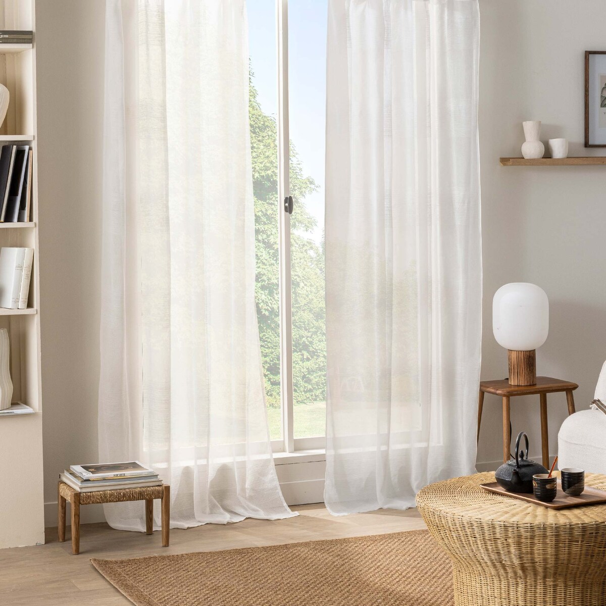 Firanka na drewnianych przelotkach DALTON BLANC, 140 x 240 cm