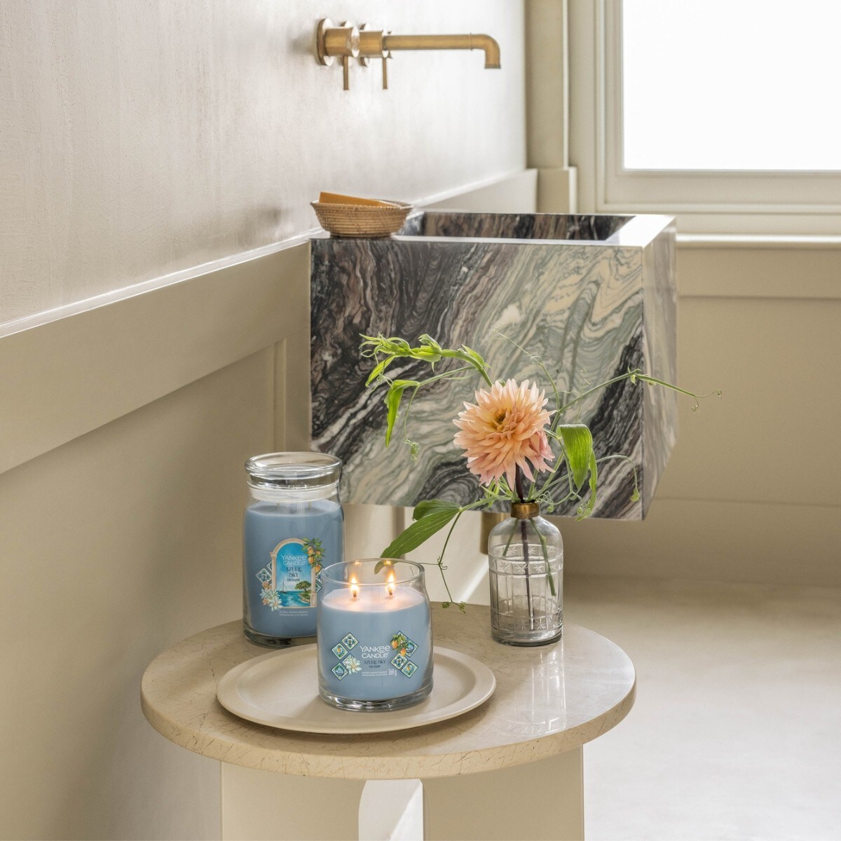 YC SIGNATURE – Świeca średnia AZURE SKY