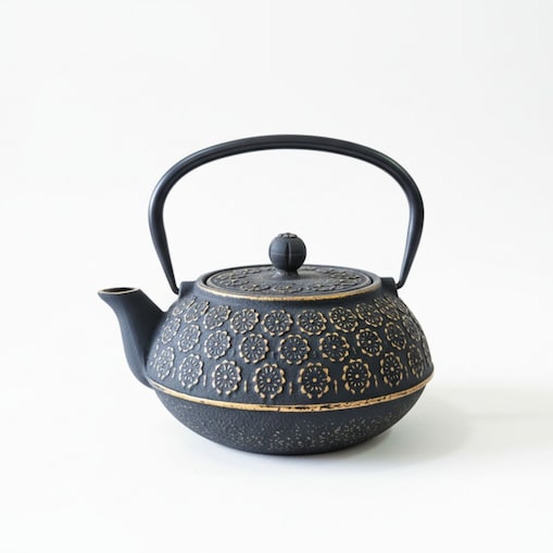 Czajnik żeliwny z zaparzaczem KUMO, 1000 ml