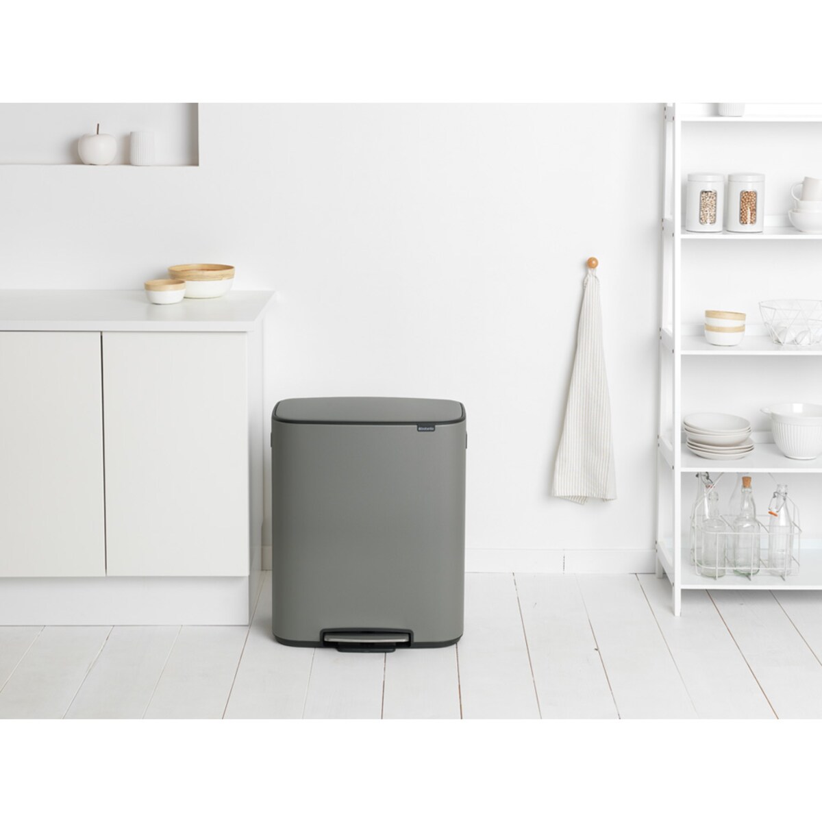 kosz na śmieci pedałowy Bo 60L mineralny szary 211348