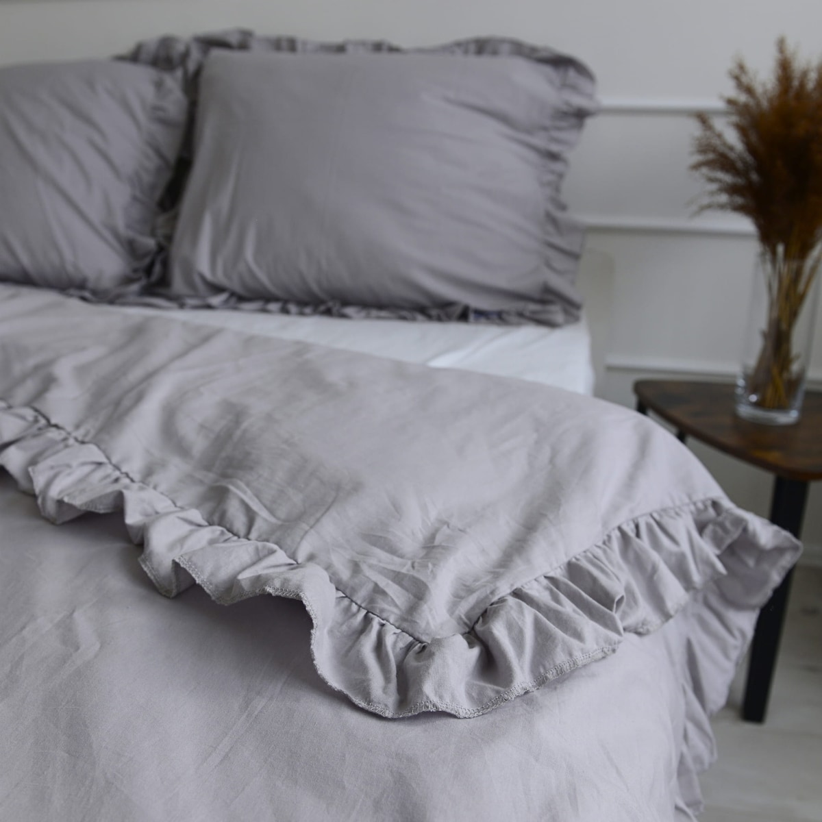 Poszewka Pościel Na Kołdrę Z Falbanką Jasnoszara 140X200 Cm