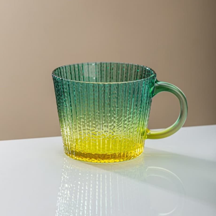 Filiżanka szklanka ryflowana duża butelkowa zieleń ombre 380 ml 1szt SZK176