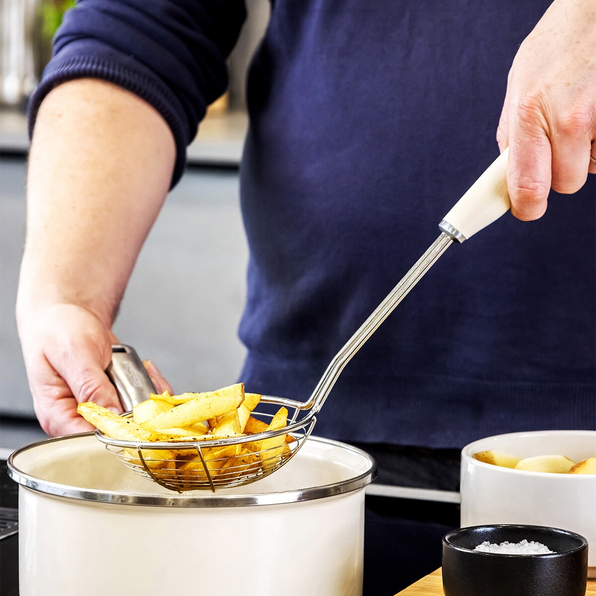 KitchenAid chiński cedzak CORELINE Almond Cream